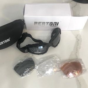 Bertoni photochromic sport sunglasses/goggles